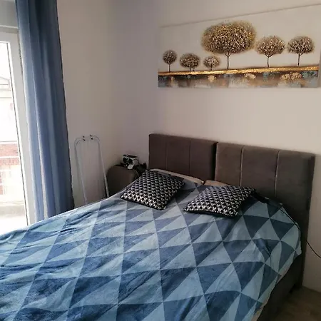 Geniessen Und Leben Nahe Medulin Mit Meerblick Und 2 Schlafzimmer *